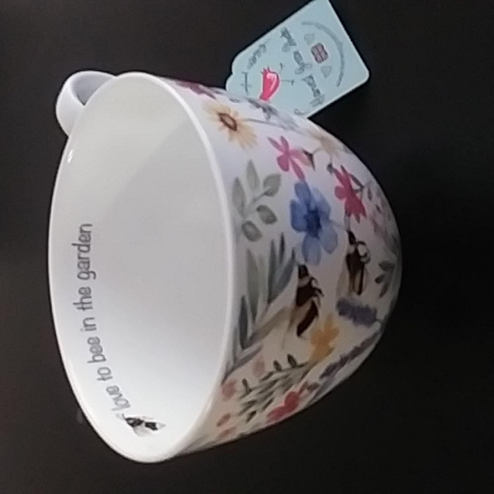 Bone China Bee Cup